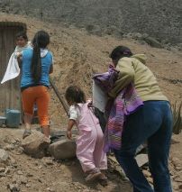 Más de un cuarto de millón de peruanos dejaron de ser pobres el 2014